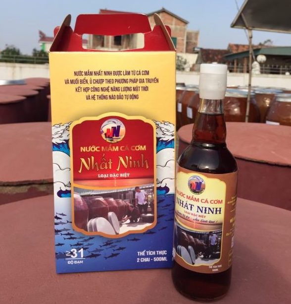 Nước mắm cốt nhĩ Nhất Ninh